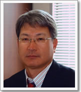 社長執務中
