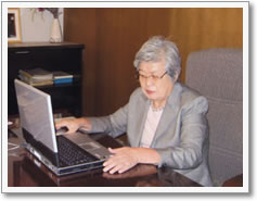 米谷 百合子 社長